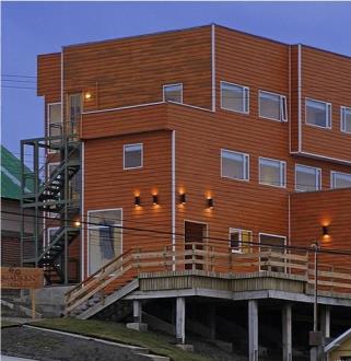 Hotel Temauken front