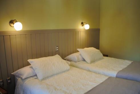 Lady Florence Dixie Hotel bedroom